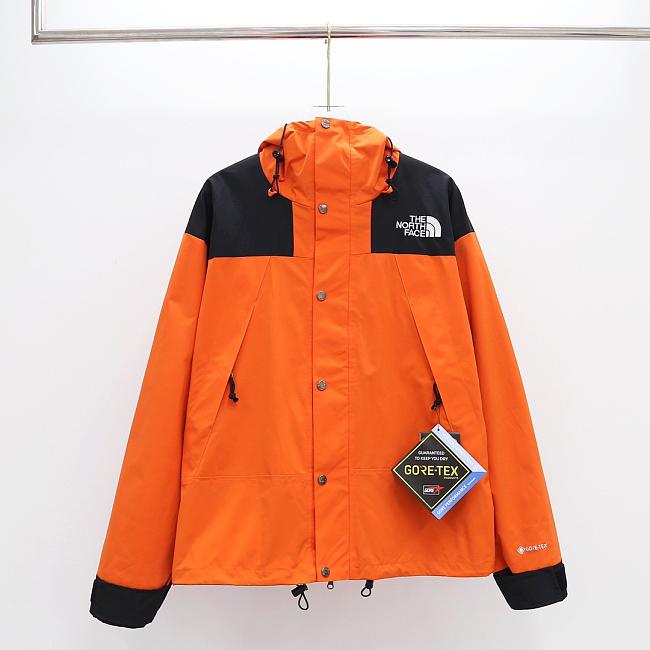 The North Face M 1990 Mountain Jacket GTX (Persian Orange) T93JPAV0W - 1