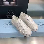 Prada Double Wheel Sequin White - 2