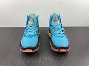 Nike LeBron 19 Christmas DC9338-400 - 5