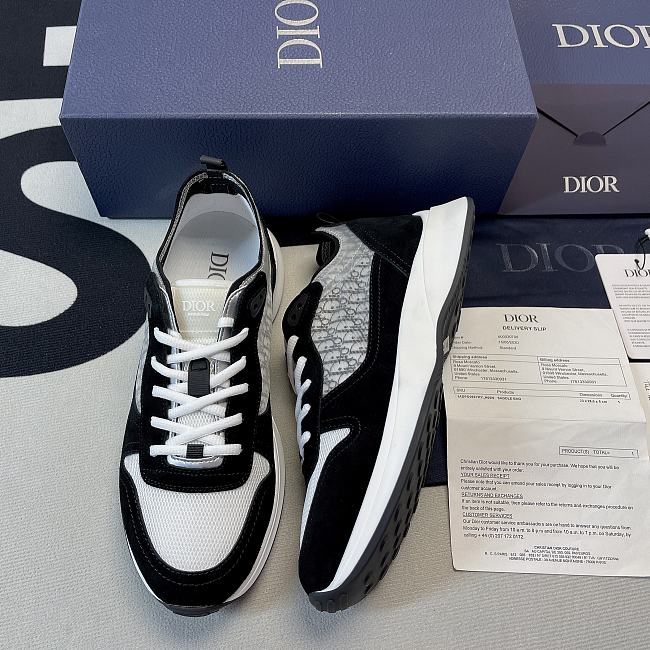 Dior B25 Oblique Runner Sneaker Black Suede 3SN259YUH_H960 - 1