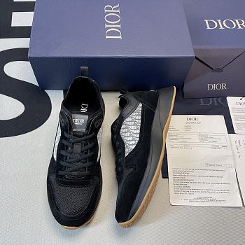 Dior B25 Runner Black Oblique Suede  3SN259YXY_H960