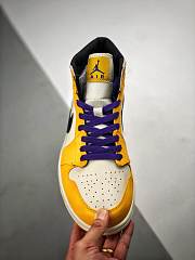 Air Jordan 1 Mid SE Lakers 852542-700 - 2