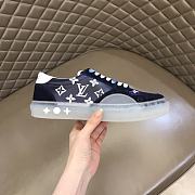 LV Ollie Dark Purple logo white - 5