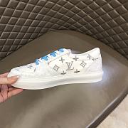 LV Ollie Sneaker White Logo Gray - 4