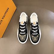 LV Ollie Sneaker Black White Logo Yellow - 3