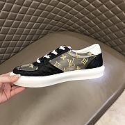 LV Ollie Sneaker Black White Logo Yellow - 6