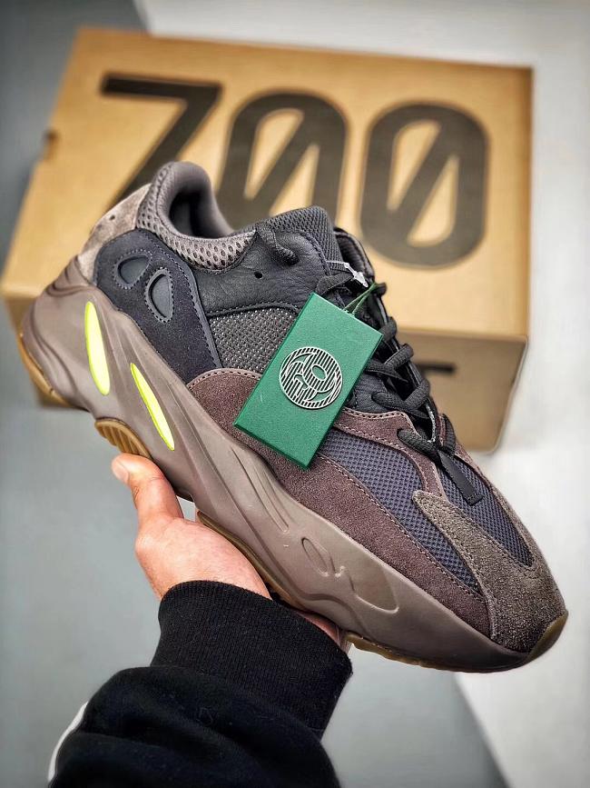 adidas Yeezy Boost 700 Mauve EE9614 - 1