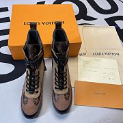 LOUIS VUITTON LAUREATE PLATFORM DESERT BOOT IN BEIGE 1A4XYE - 4