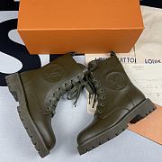 LOUIS VUITTON TERRITORY FLAT RANGER IN KHAKI 1A94RA - 4