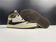 Travis Scott x Air Jordan 1 Alternate Brown White - 1