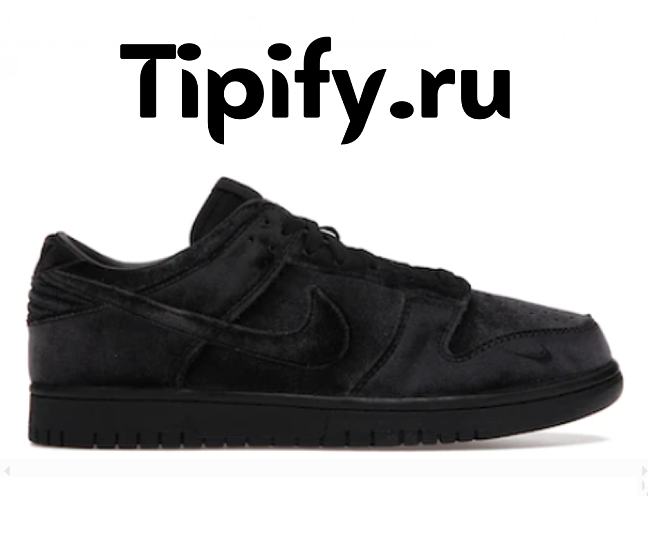 Nike Dunk Low Dover Street Market Triple Black Velvet DH2686-002 - 1