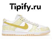 Nike Dunk Low Yellow Strike (W) DM9467-700 - 1