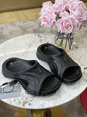 Balenciaga Mold Slide Sandal Black 653874W3CE21000 - 2