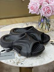 Balenciaga Mold Slide Sandal Black 653874W3CE21000 - 3