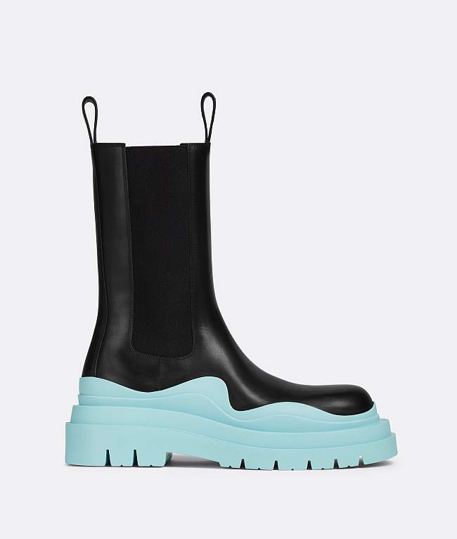 Bottega veneta Tire Chelsea Boot Black / pale blue 630297VBS501334 - 1