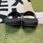 Women's rubber Gucci slide sandal Black rubber 573922 JDR00 1000 - 3