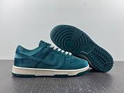 Nike Dunk Low Green Velvet (W) DZ5224-300 - 3