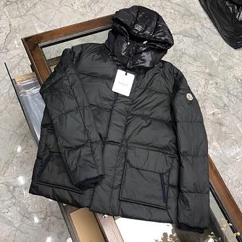 Moncler Down Jackets Top Quality in Black MODJ05