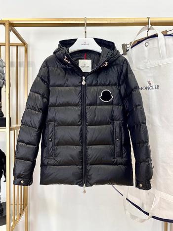 Moncler Down Jackets Top Quality In Black MODJ107