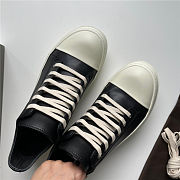 RICK OWENS FW22 STROBE LOW SNEAKS IN BLACK AND WHITE - 3