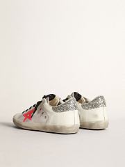 Golden Goose Super-Star sneakers in white leather and canvas with shocking-pink leather star and silver glitter - 2