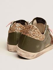 Golden Goose Super-Star sneakers in dark green leather with gold glitter heel tab - 4