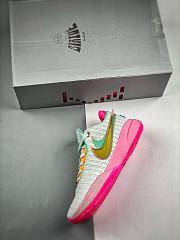 Nike LeBron 20 Time Machine DJ5423-300 - 2