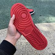 Air Jordan 1 Mid Alternate Bred (2022) DQ8426-060 - 2