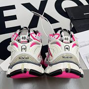 Balenciaga Runner Sneaker in neon pink 677402W3RBN9155 - 5