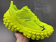 BALENCIAGE MEN'S DEFENDER SNEAKER IN FLUO YELLOW 685613W2RAB7510 - 6