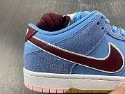 Nike SB Dunk Low Philadelphia Phillies  DQ4040-400 - 3