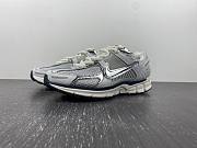 Nike Zoom Vomero 5 Photon Dust Metallic Silver Women's  FD0884-025 - 5