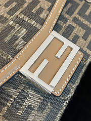 FENDI Baguette Soft Trunk  FEN6SPFBBRWLLLLL00 - 6