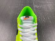 Nike Dunk Low SE Splash Volt  FJ4610-702 - 3