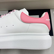 Alexander McQueen Wmns Oversized Sneaker 'White Coral' 621056 WHXMT 9097 - 4