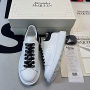 Alexander McQueen Oversized Sneaker 'White Black' 625156 WHXMT 9034 - 4