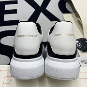 Alexander McQueen Oversized Sneaker 'Black White' 2019 553680 WHGP5 1070 - 6