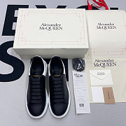 Alexander McQueen Oversized Sneaker 'Black White' 2019 553680 WHGP5 1070 - 5