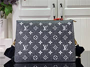 Louis Vuitton Coussin PM M23071  - 1