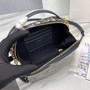 Christian Dior | CD SIGNATURE OVAL CAMERA BAG S2201UTZQ_M928 - 3