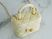 Chanel Small Vanity Case Lambskin 'Light Yellow' AS3973-B10657-NN289 - 3