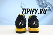 Air Jordan 4 Retro Thunder (2023) DH6927-017 - 2