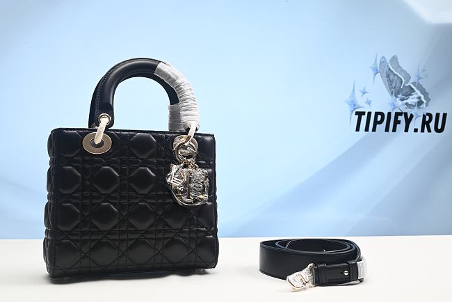 MEDIUM LADY DIOR BAG Black Grained Cannage Calfskin M0565PWRT_M900 - 1