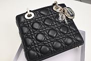 MEDIUM LADY DIOR BAG Black Grained Cannage Calfskin M0565PWRT_M900 - 4