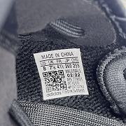 Yeezy Boost 350 V2 Onyx - HQ4540  - 6