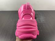 Balenciaga Triple S Sneaker in pink rubber 734953W2PAA5000 - 4