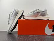 Nike LDVaporwaffle Mix / sacai Low White Gray Plaid DR5209-100 - 4