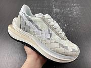 Nike LDVaporwaffle Mix / sacai Low White Gray Plaid DR5209-100 - 2