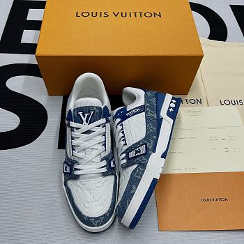 Louis Vuitton Trainer White Blue