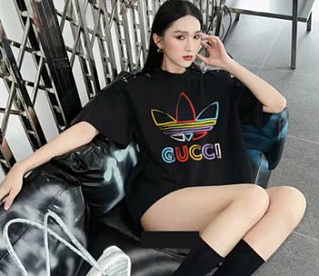 Adidas x Gucci T-shirt 001 (September gift for buying shoes)